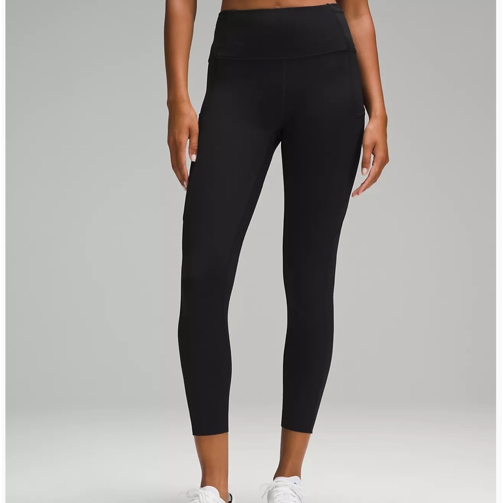NWOT - Lululemon Fast and Free High-Rise Tight 25" - Picture 5 of 6